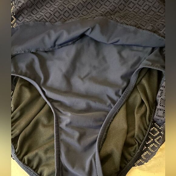 Croft & Barrow Navy swimsuit - Picture 6 of 11